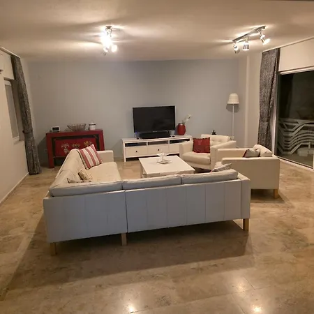 Melli-ilay Villa *