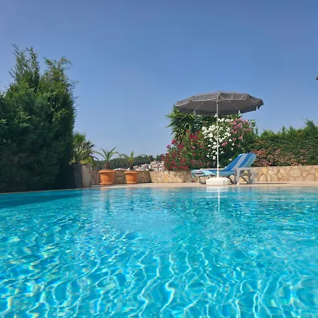 Melli-ilay Villa *